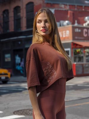 CAMISETA CROPPED ALL IN